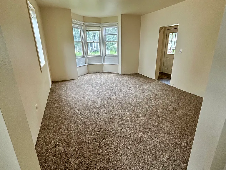 528 Union St #B — Photo 2