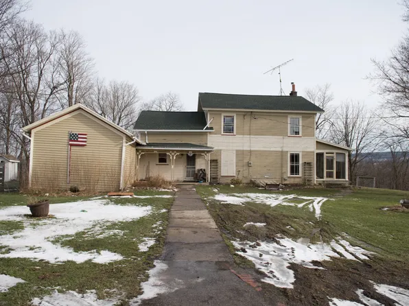 2727 Creveling Rd, Mount Morris, NY 14510