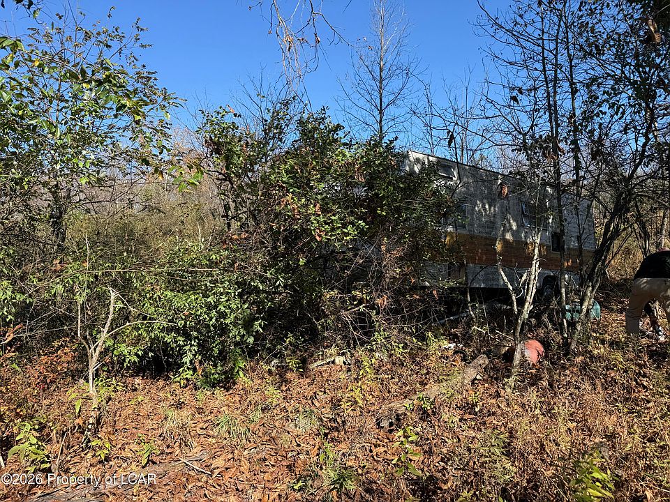 1st image of Apple Tree Rd