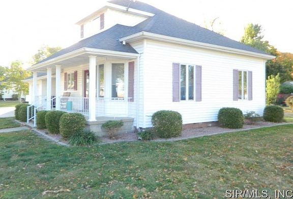 3rd image of 612 E Broad St