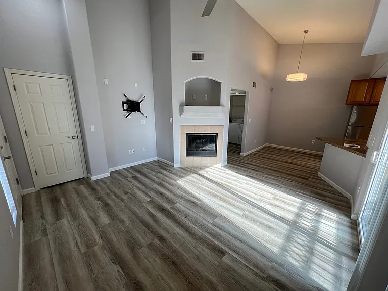 4541 Copeland Loop #201 — Photo 10