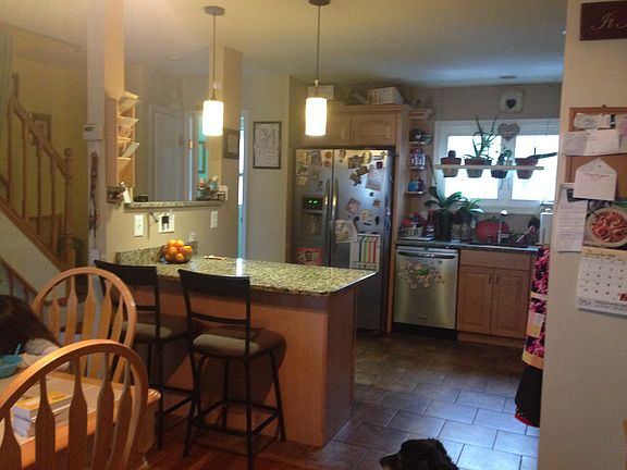3rd image of 28 Brownsell Ave