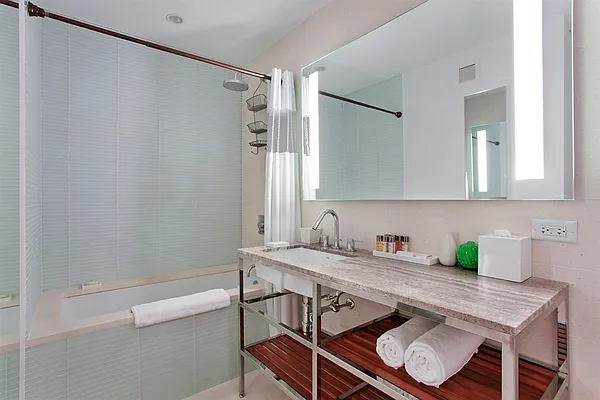 Rented by Corcoran | media 28