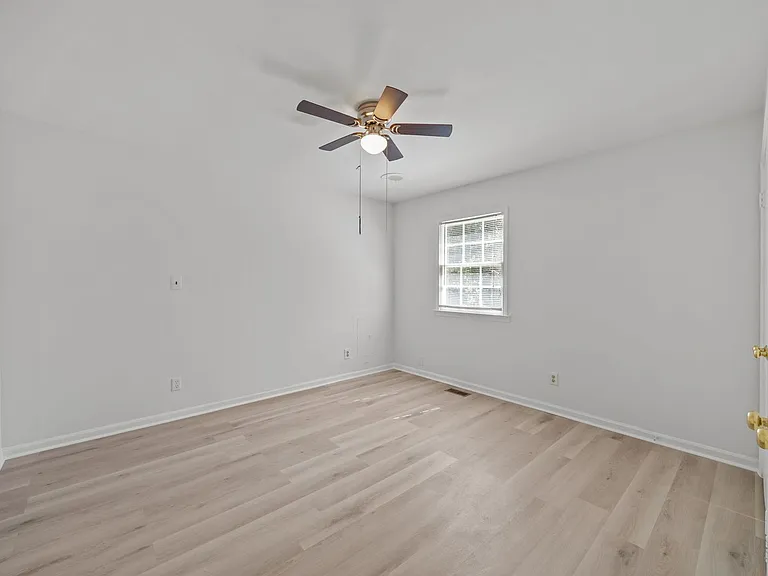 7444 Edenwood Ln — Photo 13