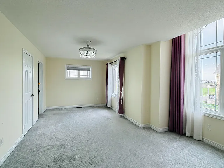 1 Gordon Landon Dr — Photo 7