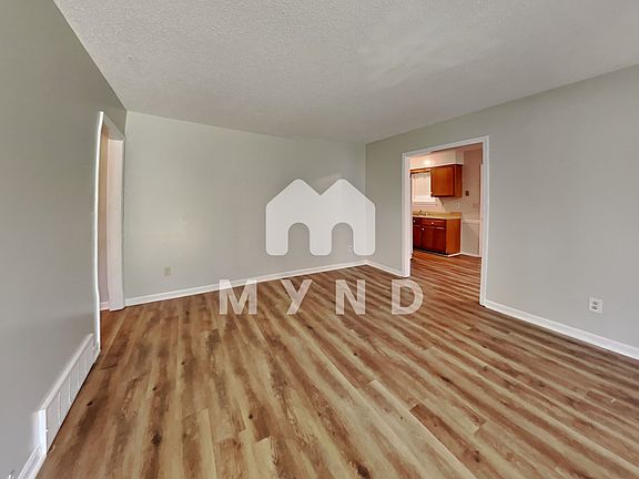 2nd image of 3480 Laurel Cv