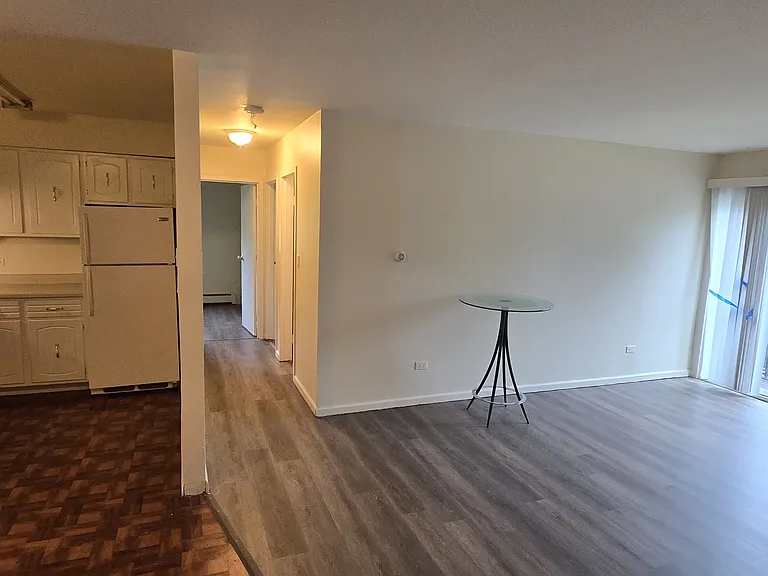 830 Westmoreland Dr #2B — Photo 2