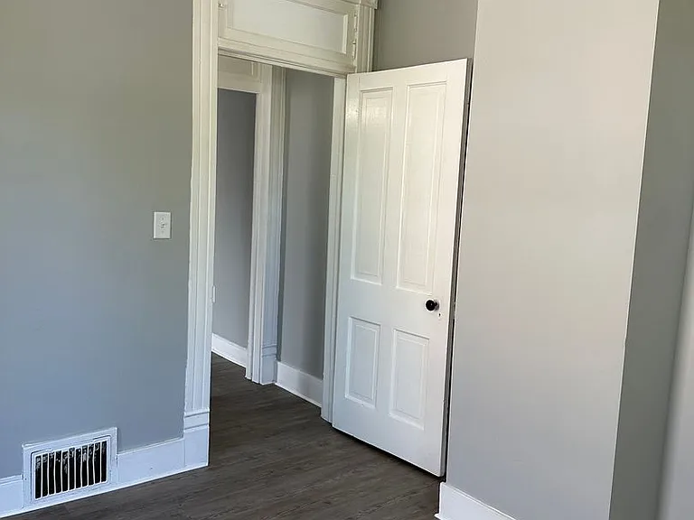 1617 Perdue St — Photo 3