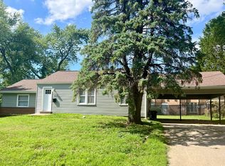 10885 Pear Tree Ln, Saint Ann, MO 63074