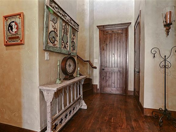 2nd image of 88 Village Ln Ste 200