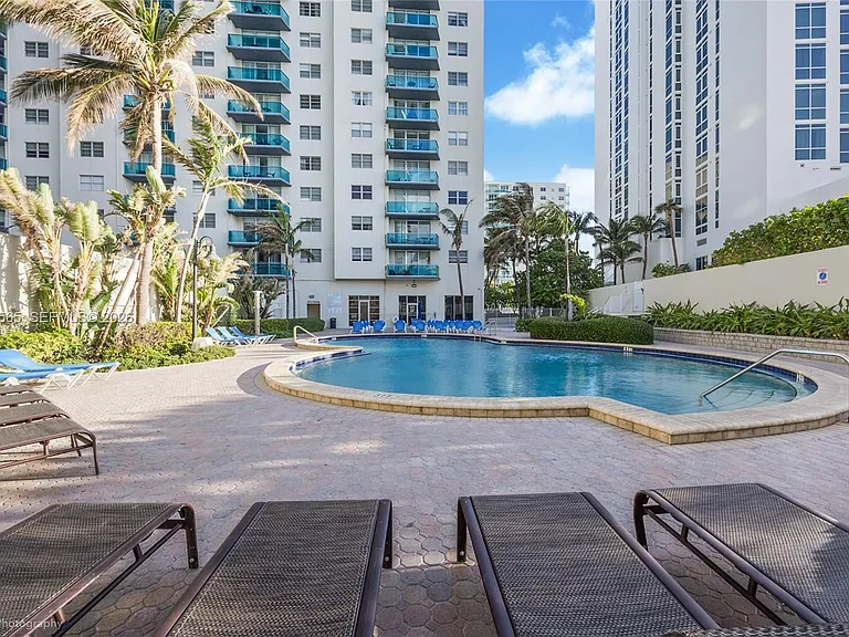 4001 S Ocean Dr #3B — Photo 16