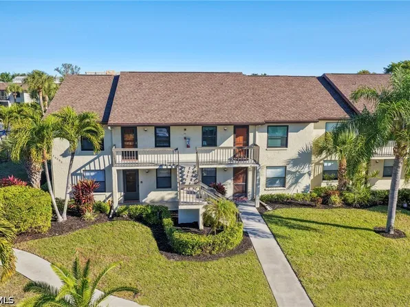 9290 Lake Park Dr APT 201, Fort Myers, FL 33919