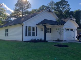 221 N Laurel Ave, Landrum, SC 29356