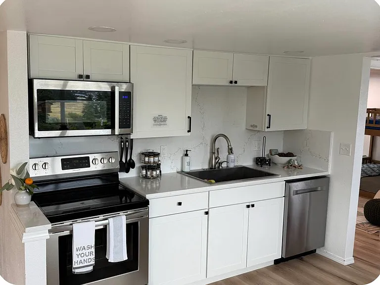 1398 Oregon Ave — Photo 107