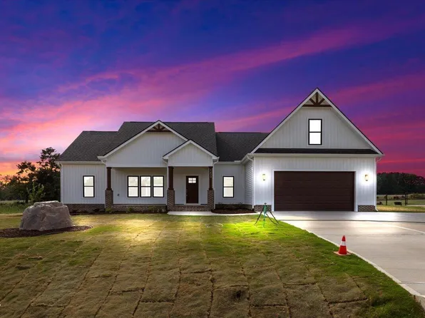 1420 Scarlet Oak Rd, Spring Hope, NC 27882