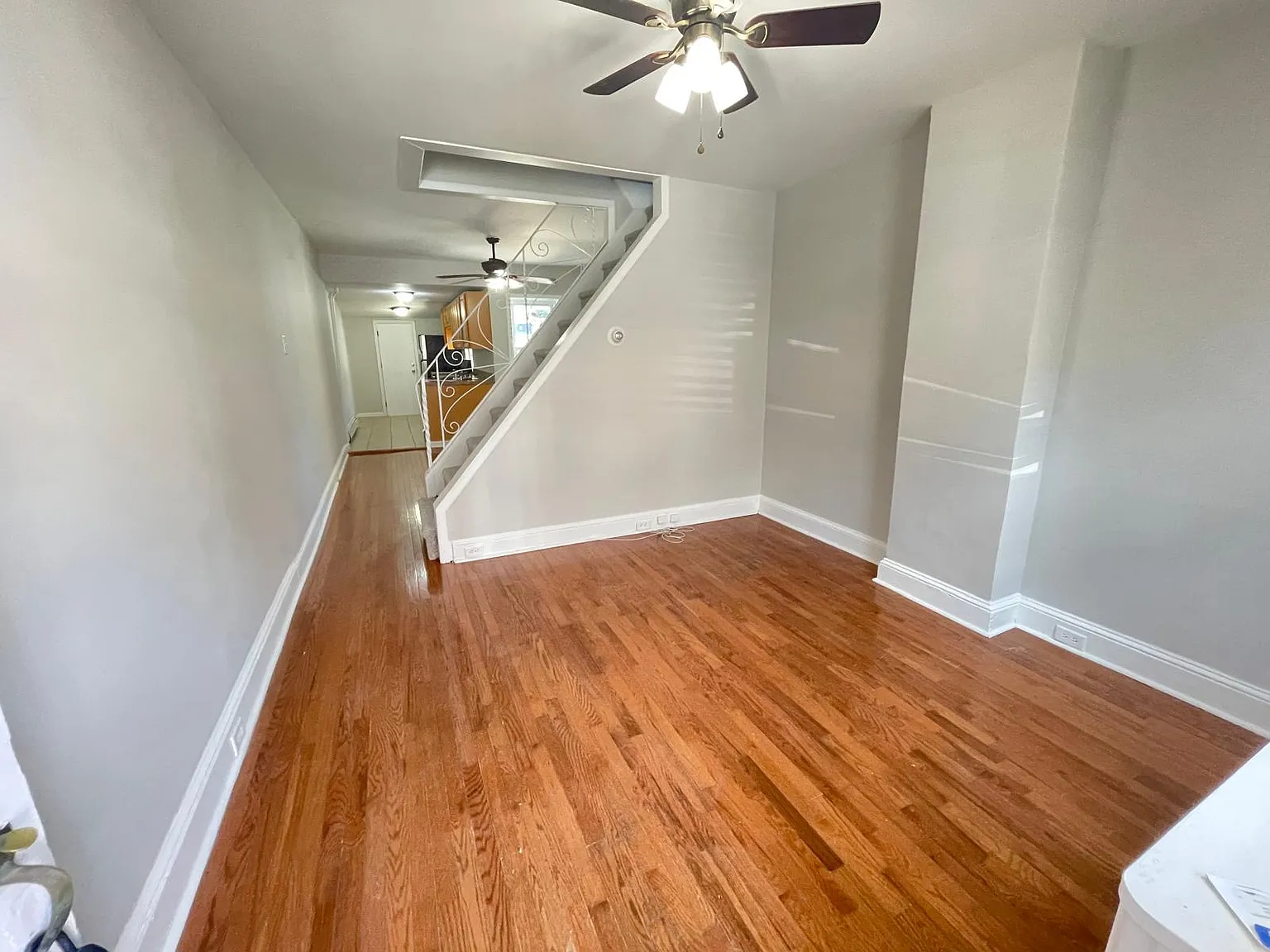 2 bed, 1000 sqft, $1,775 — Photo 4