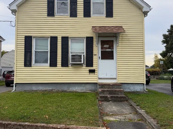 34 Floral St, Taunton, MA 02780