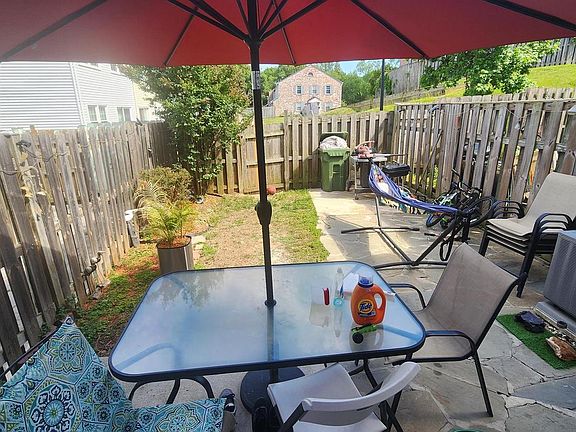 2nd image of 16607 Sutton Pl