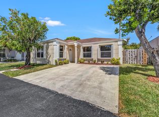 22173 SW 98th Pl, Cutler Bay, FL 33190