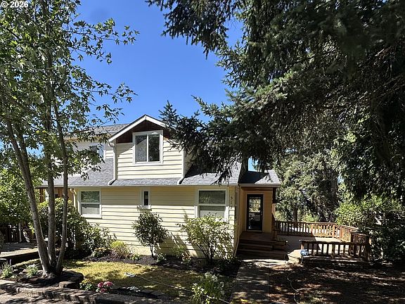 2nd image of 515 Fulvue Dr