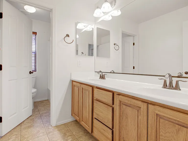1922 S Sunnyvale Ave — Photo 18