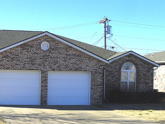 Right side of duplex at 1700 Redbird Dr, Webb City, MO