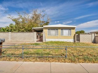 4742 Fiesta Way, Paradise, NV 89121
