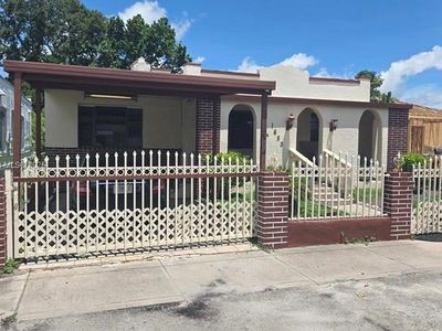 1853 NW 47th St, Miami, FL, 33142