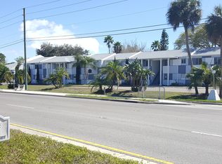 13302 Walsingham Rd #103, Largo, FL 33774