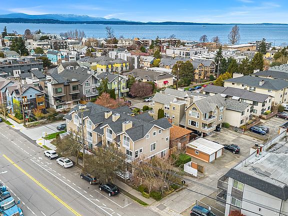 3rd image of 3056 60th Avenue SW