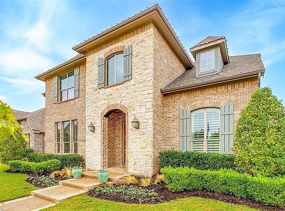 2nd image of 1006 Crystal Oak Ln