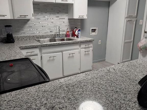 5th image of 164 Haggar Dr