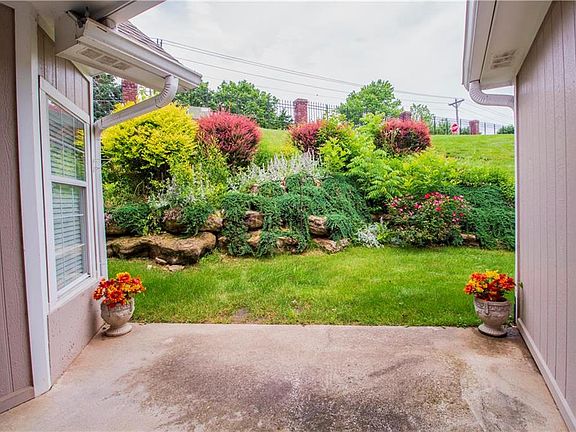 4th image of 4301 S Milton Dr