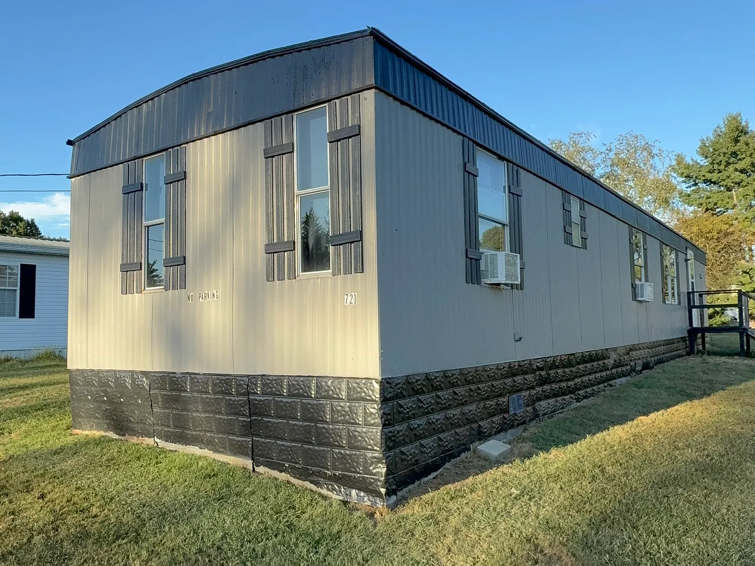 2 bed, 826 sqft, $750 — Photo 1