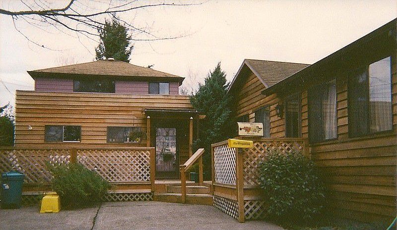 2nd image of 10560 NE Skidmore St