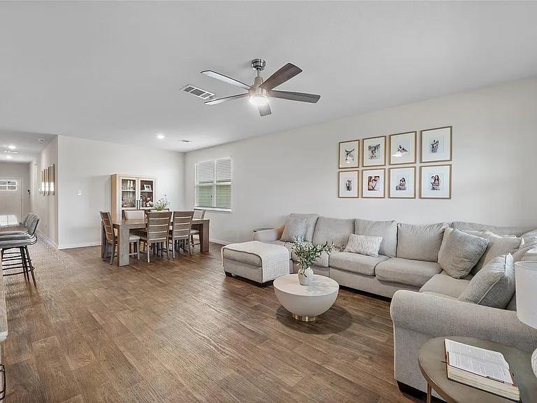 217 Evergreen Sumac Loop — Photo 7