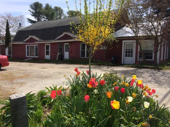 15 Harpswell Islands Rd APT A, Harpswell, ME 04079
