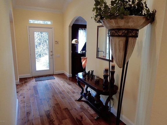 Entry Foyer-542