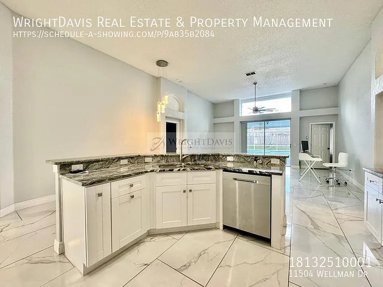 11504 Wellman Dr — Photo 13