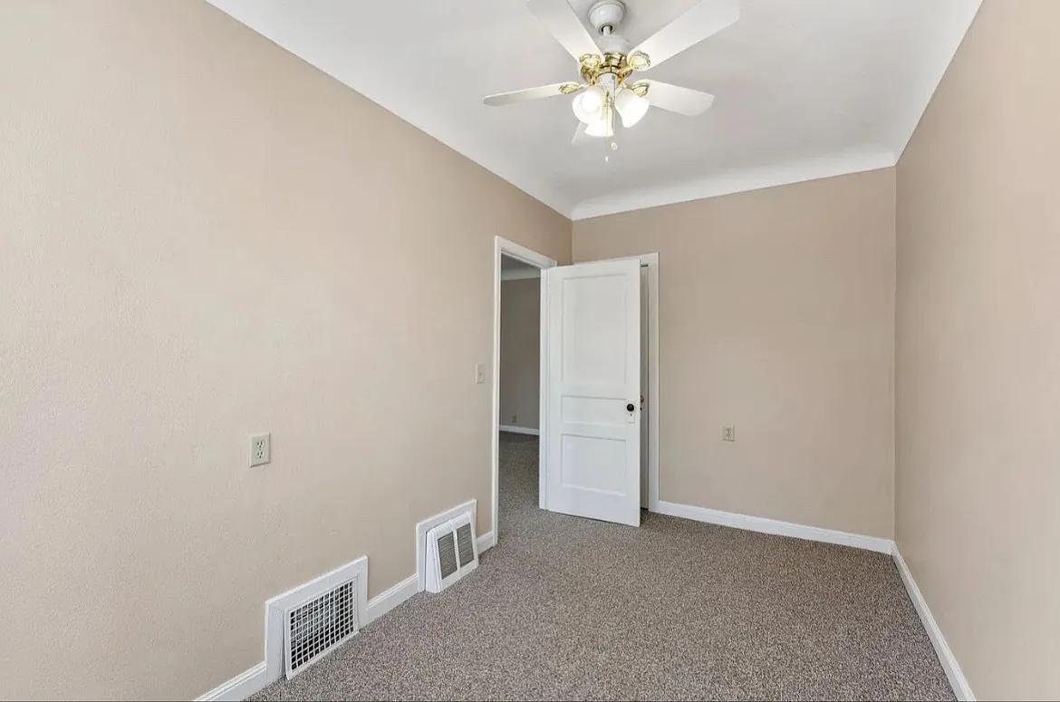 661 Payne Avenue - 1 — Photo 2