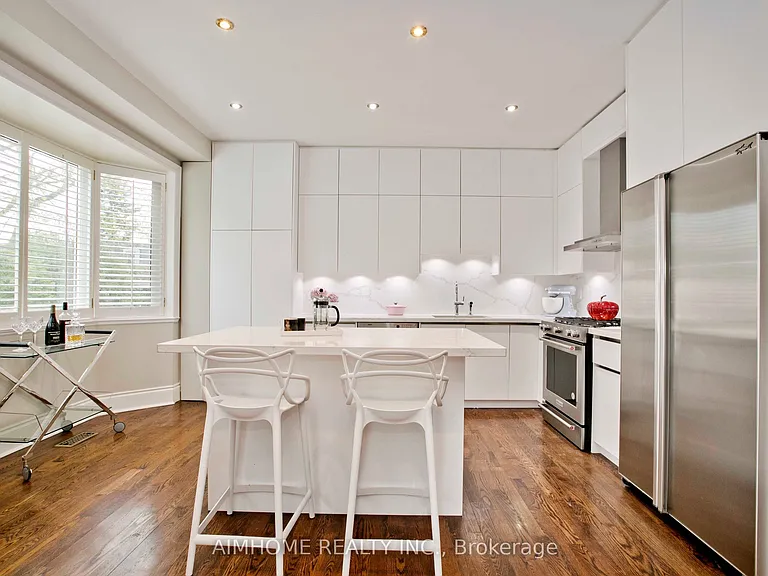 401 Longmore St — Photo 9