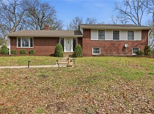223 Highway Tt, Oak Grove, MO 64075