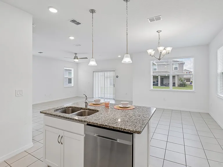 Simmons Trace — Photo 45
