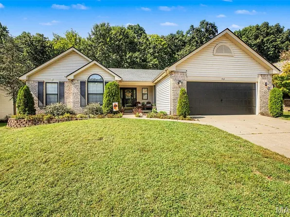 765 Emerald Oaks Ct, Eureka, MO 63025