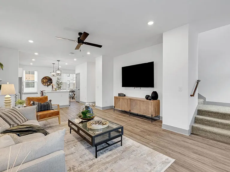 8871 Meridian Trl — Photo 7