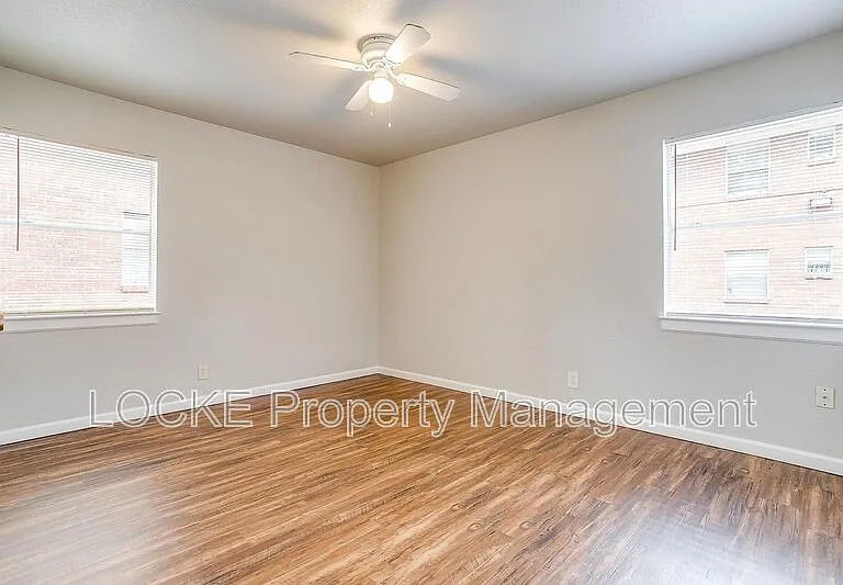 3417 S University Dr #A — Photo 8