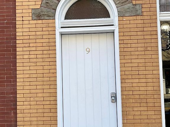 2nd image of 9 S Carlisle St #3