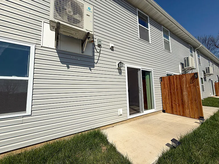 100 Crystal Springs Rd — Photo 14
