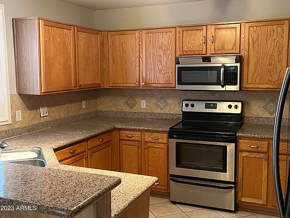 2nd image of 11801 W Sunnyside Drive