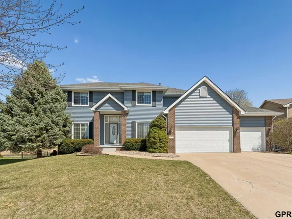 13801 S 22nd Cir, Bellevue, NE 68123